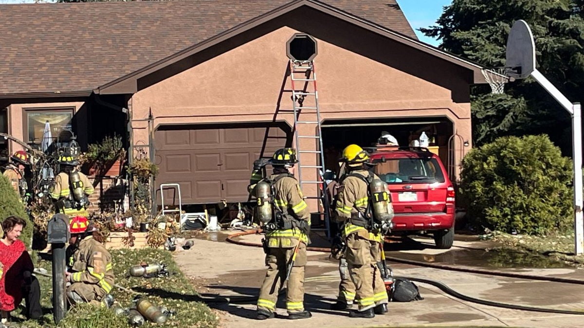 UPDATE: Five dogs dead in Colorado Springs house fire