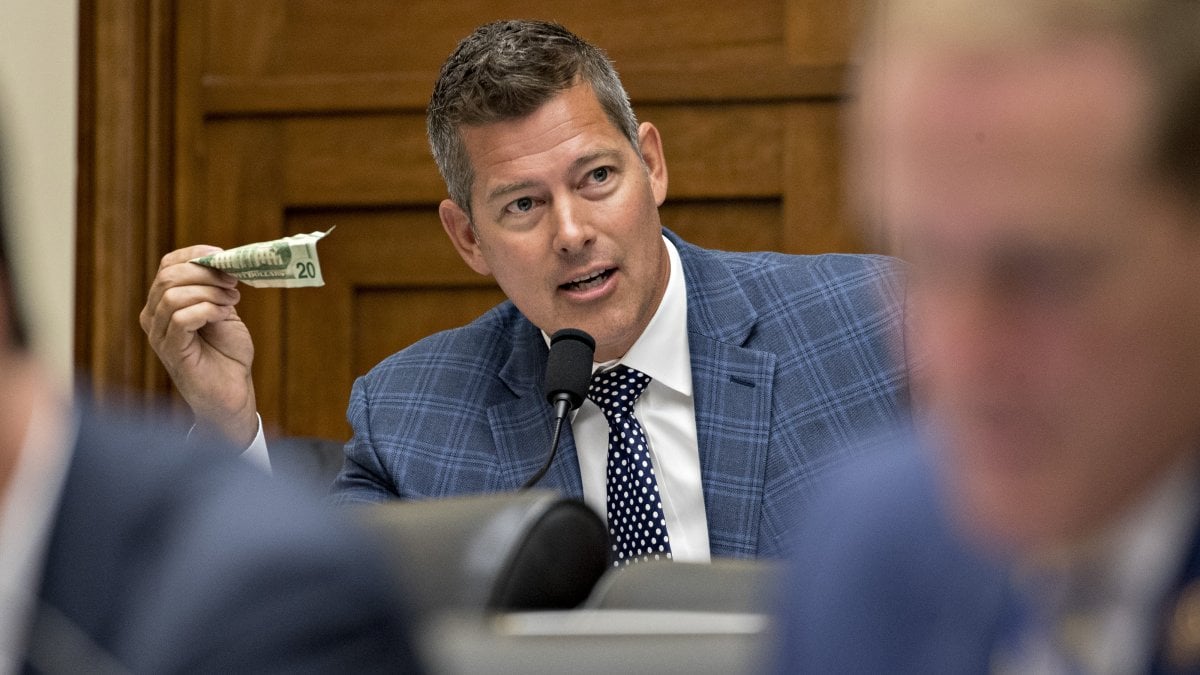 Trump says he’s naming former Wisconsin Rep. Sean Duffy transportation secretary