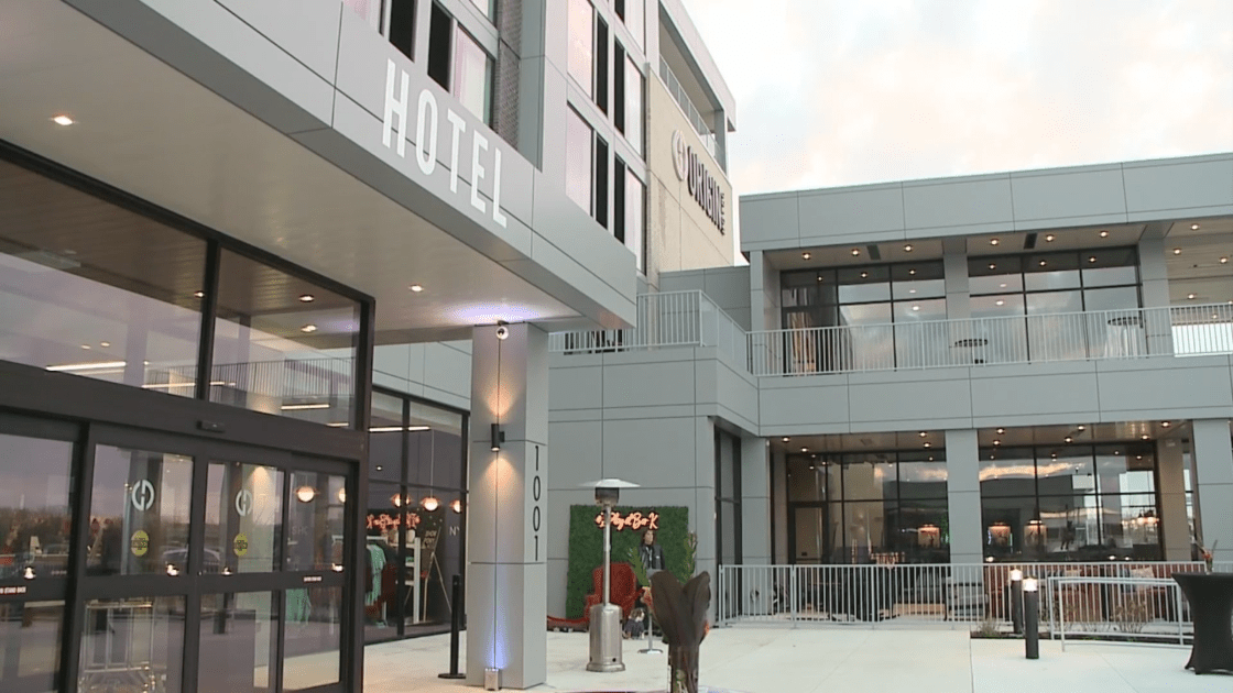 New hotel on KC riverfront celebrates grand opening