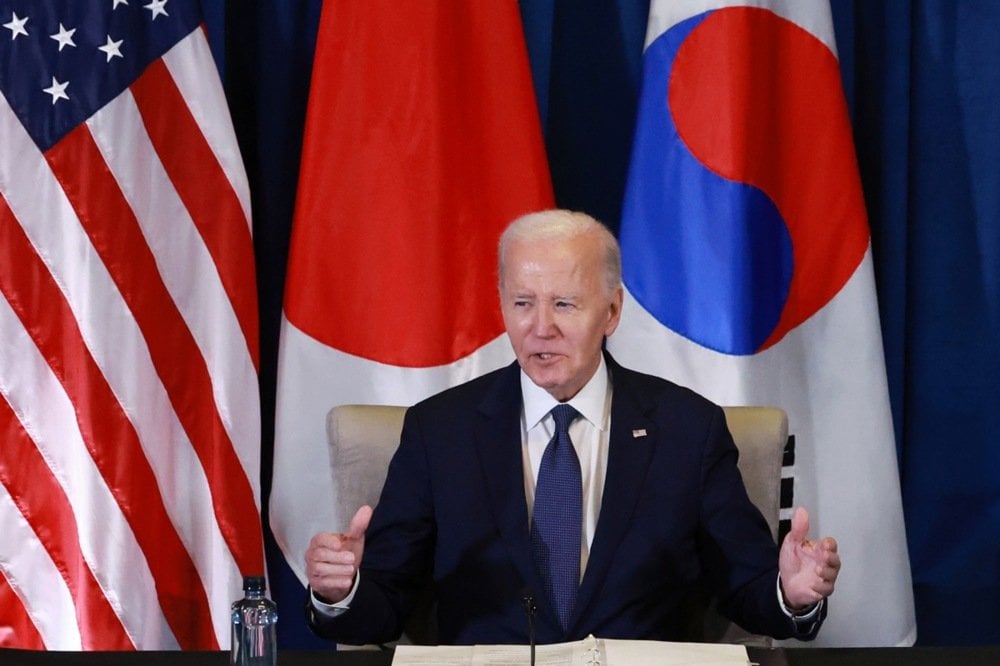 Biden, Xi Jinping meet for final time at Peru summit as Trump looms large