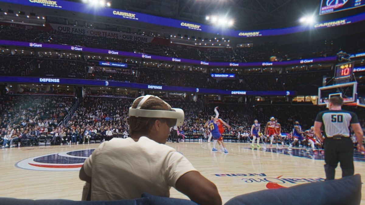 Watching the Warriors in VR was so close to epic