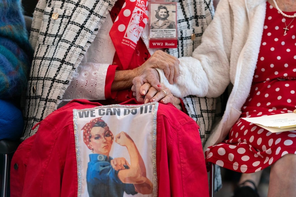 'Rosie the Riveter' Lucille MacDonald dies at 98 in Hawaii