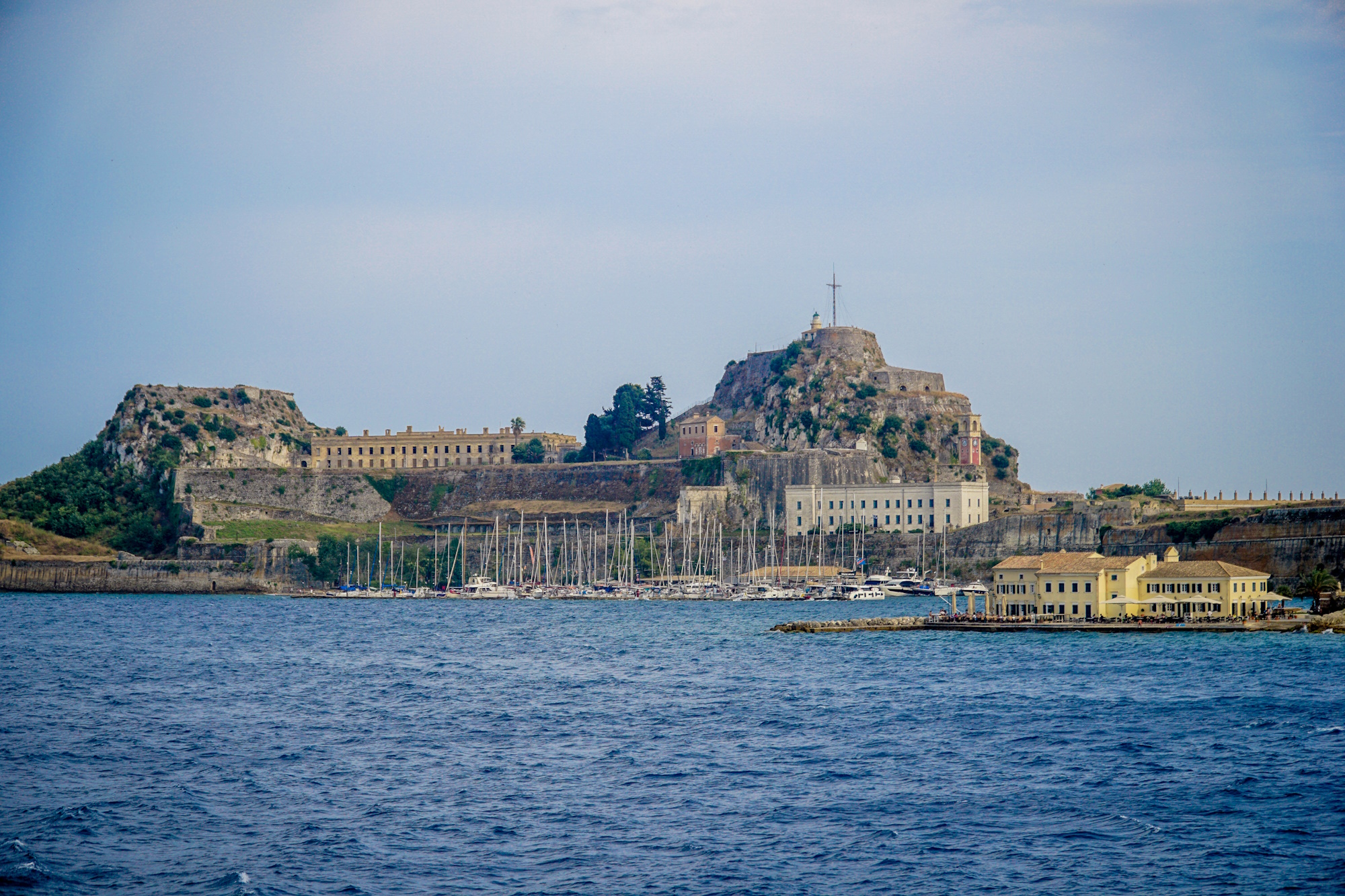 «Πέφτουν» υπογραφές με Lamda για τη μαρίνα mega yachts στην Κέρκυρα – Ποιες είναι οι μεγάλες επενδύσεις