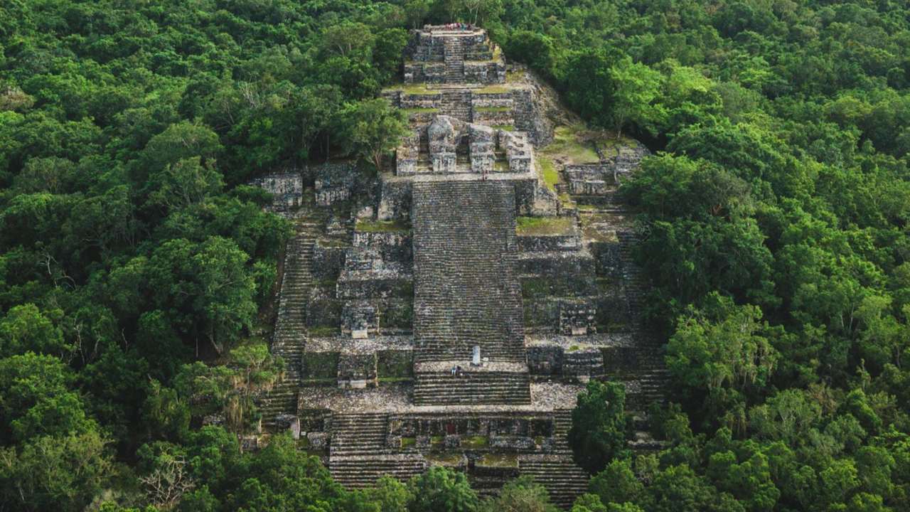 Arqueólogos acham 2ª maior cidade maia perdida após pesquisa no Google