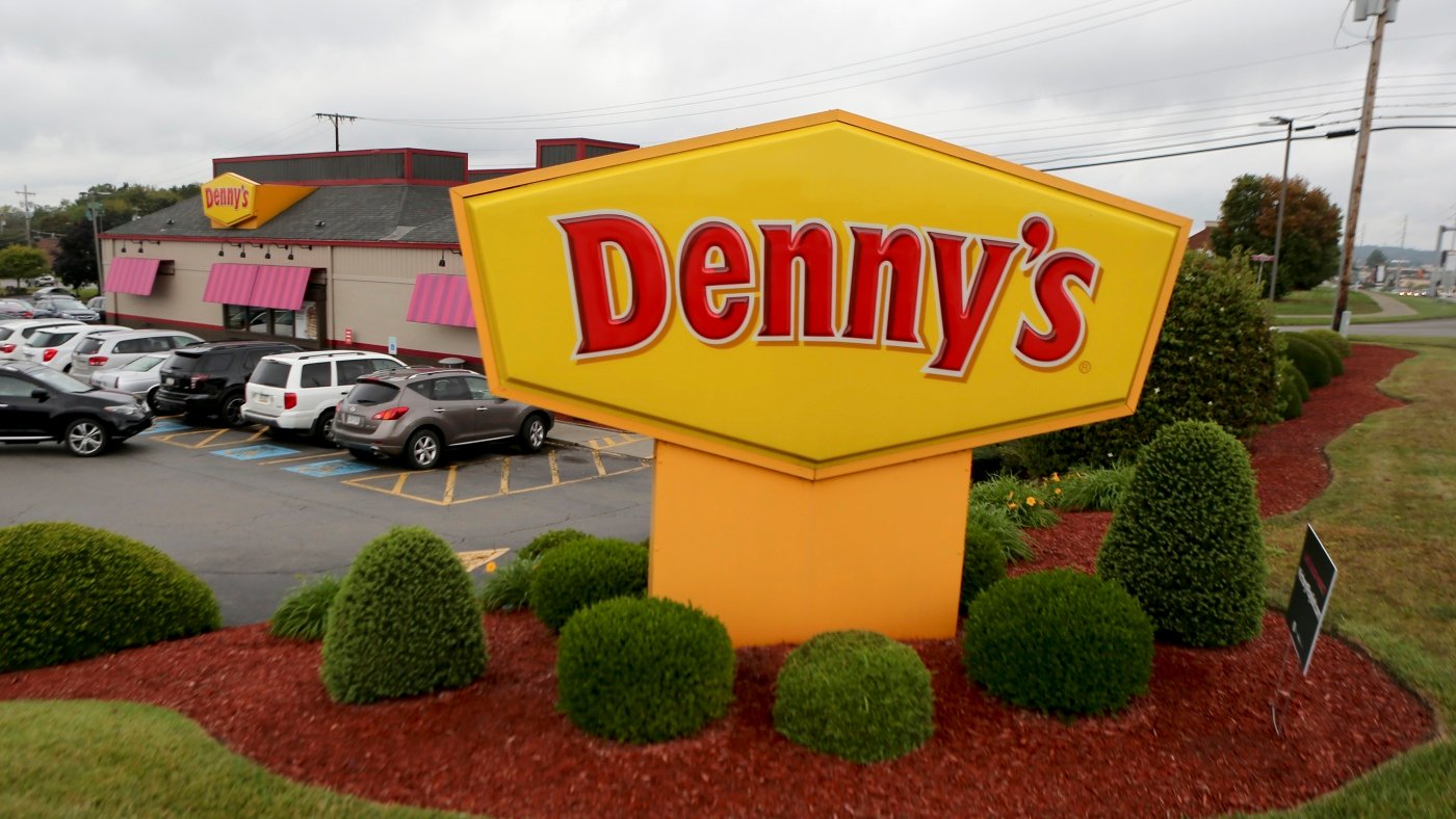 Denny's says it expects to close 150 locations by the end of 2025