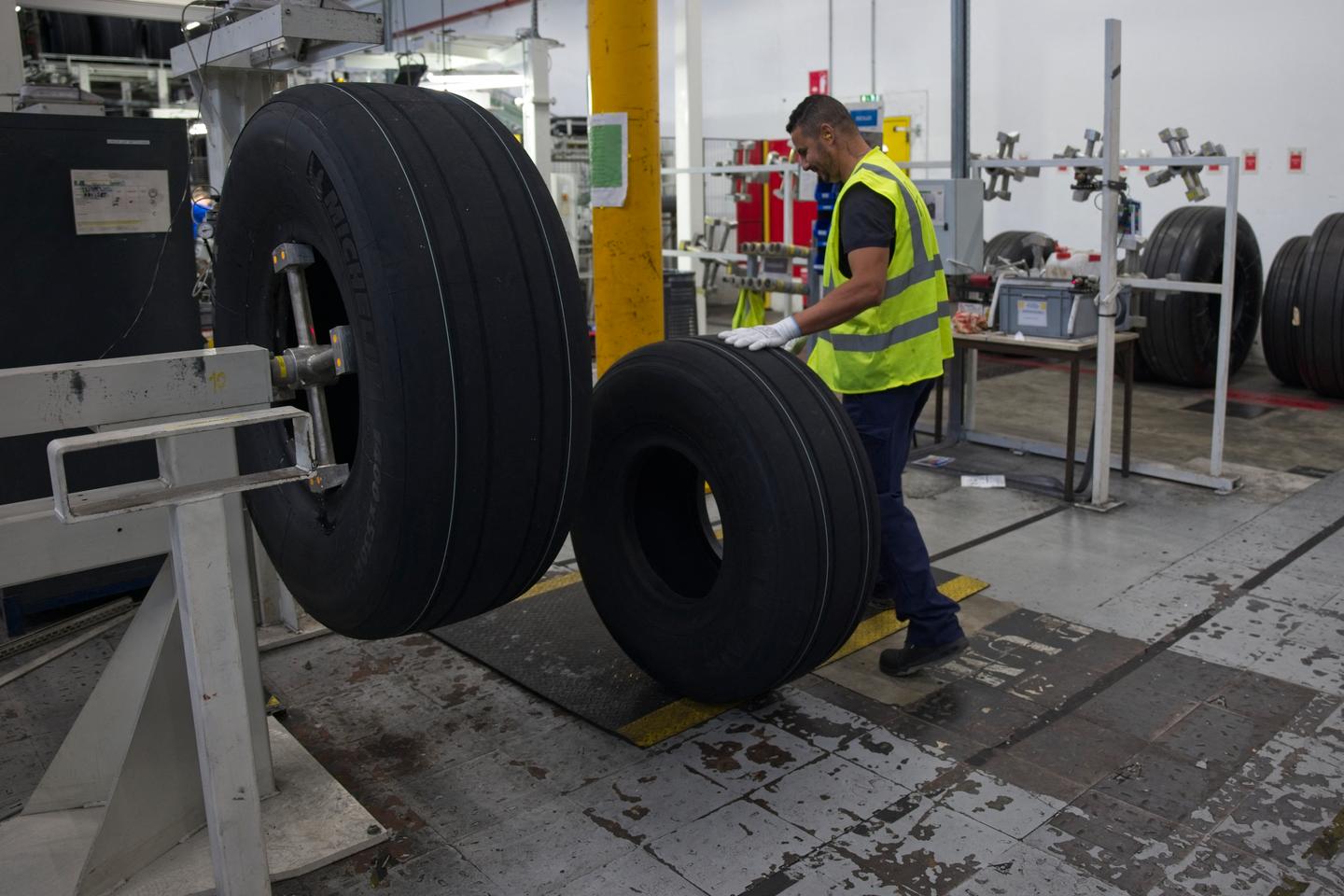 Michelin annonce la fermeture de ses usines de Cholet et de Vannes