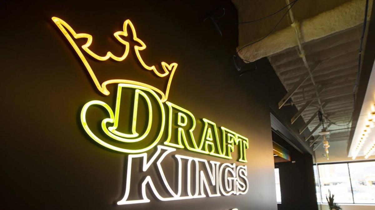 NFL Bettors Sting DraftKings, Cost Company $250 Million