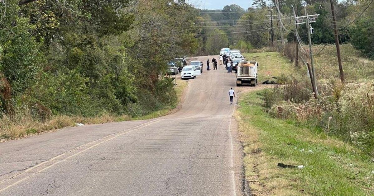 Man dies after being "buried under hot asphalt" in Mississippi