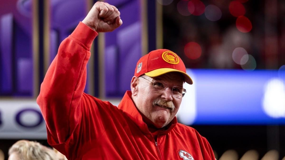 Chiefs' Andy Reid would become third coach in NFL history to achieve this milestone with win over Panthers