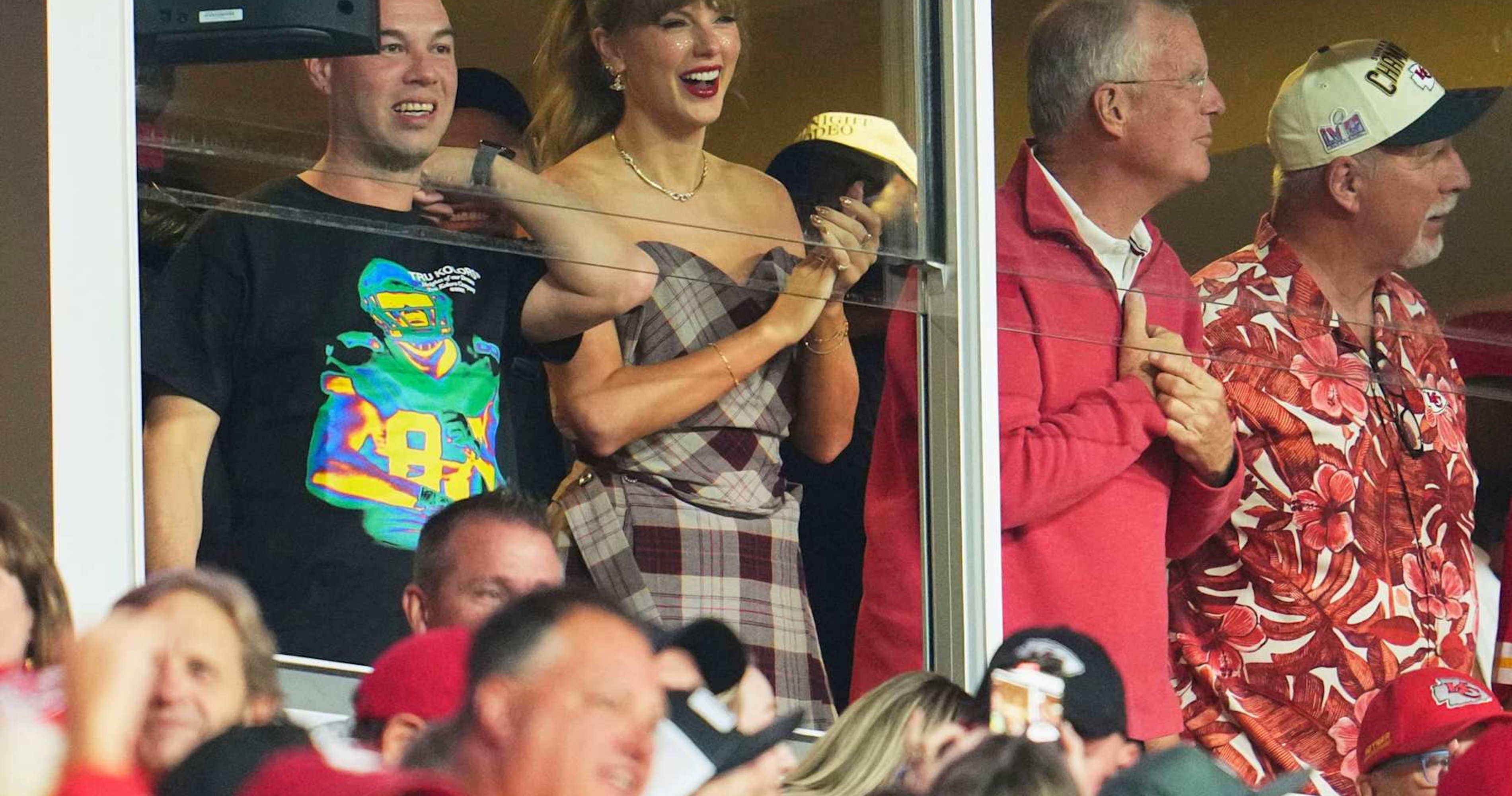 Taylor Swift's Eras Tour Televises Travis Kelce, Chiefs vs. 49ers Super Bowl Rematch