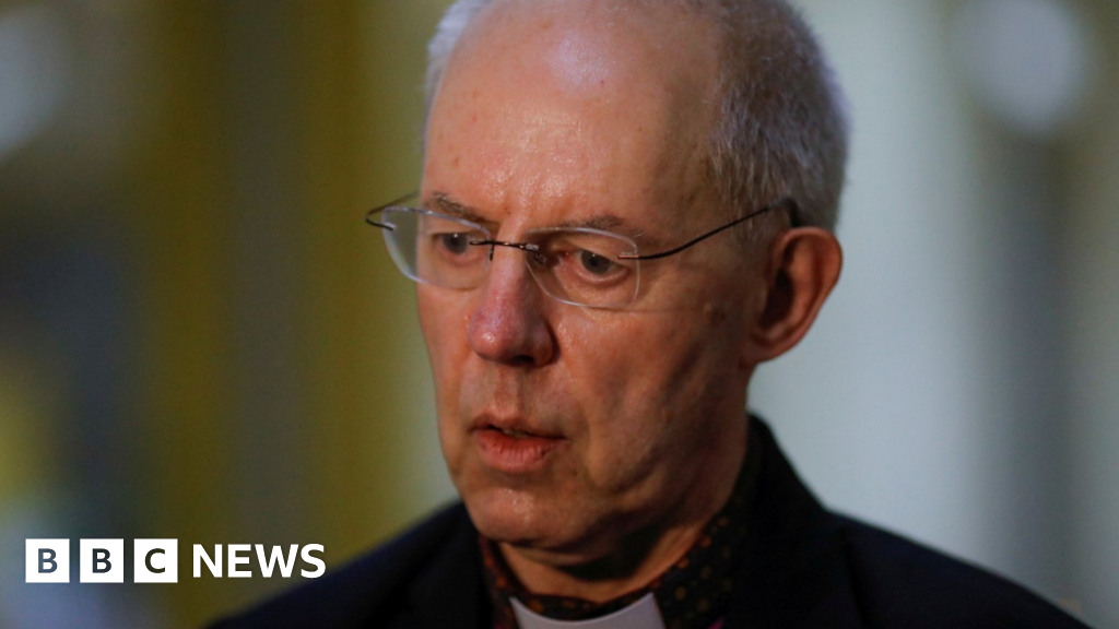 Archbishop of Canterbury to remain in post until new year