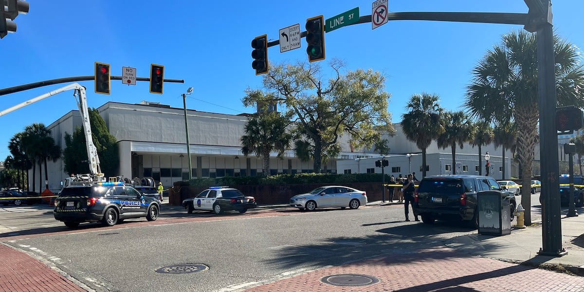 CAUGHT ON CAMERA: Shooting involving Charleston Police leaves man in critical condition