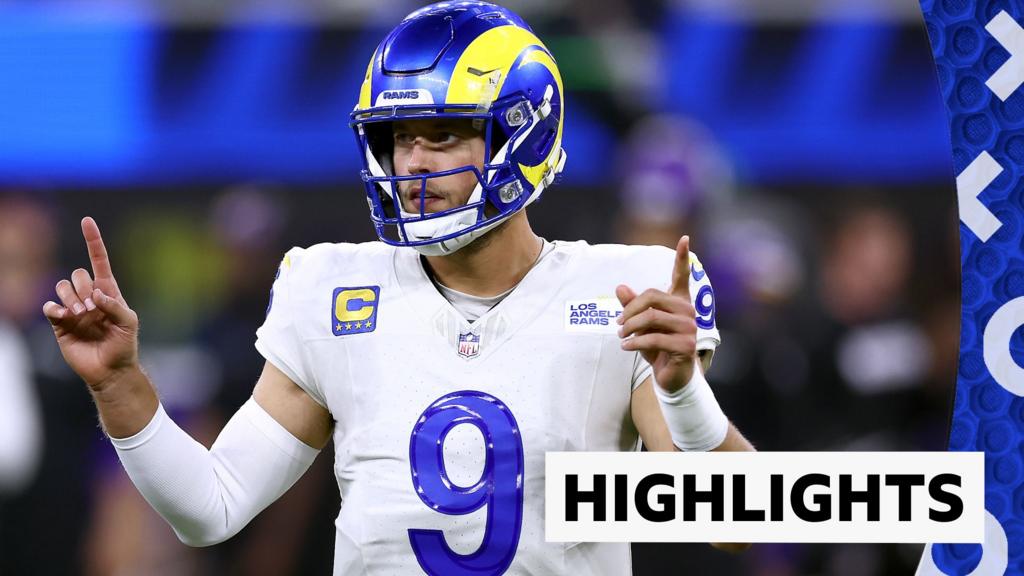 Stafford throws four touchdowns as Rams beat Vikings