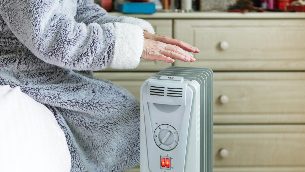 Trying to Save Energy? Here's How Much a Space Heater Could Save You