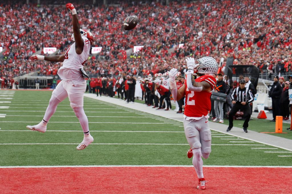 No. 2 Ohio State beats No. 5 Indiana 38-15