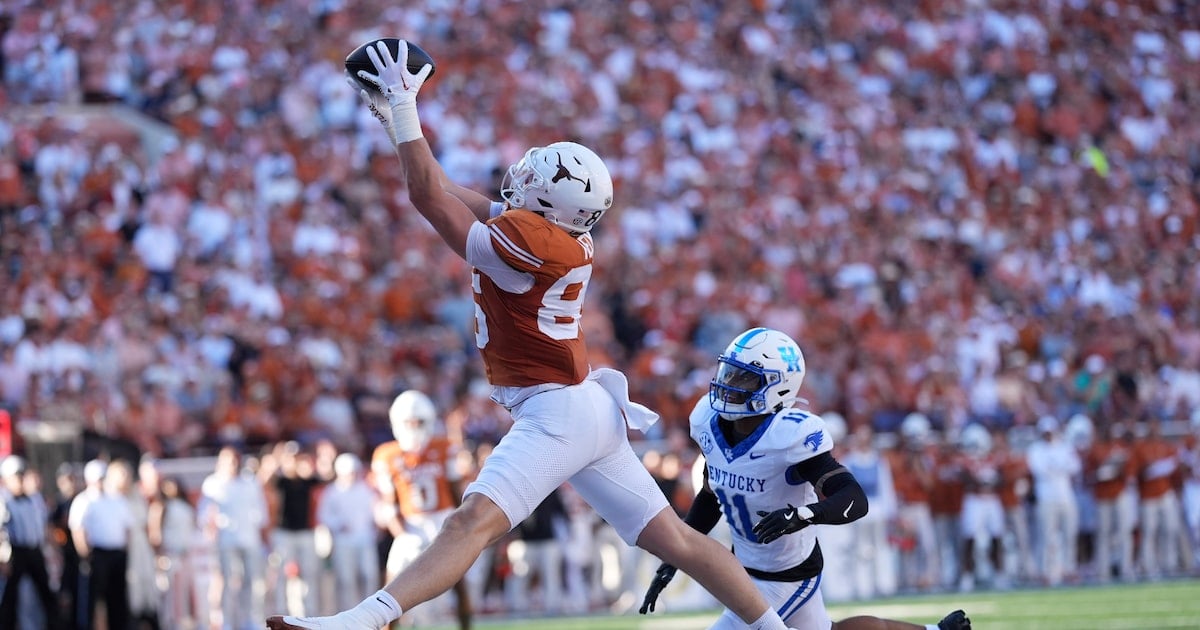 Quinn Ewers notches win in what could be QB’s final game in front of Longhorn faithful