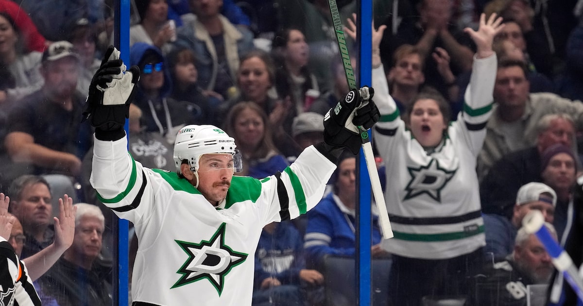 Goals from Duchene, Hintz give Stars franchise its 2,000th win in game against Lightning