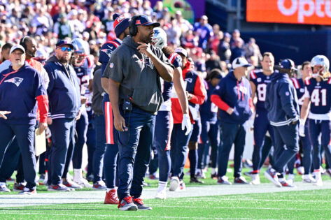 Boston Reporter Predicts Patriots to Draft Arizona Star Hours After Breaking All-Time Wildcats Record