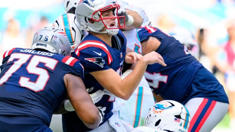 Depth cost the Patriots in their loss to the Dolphins