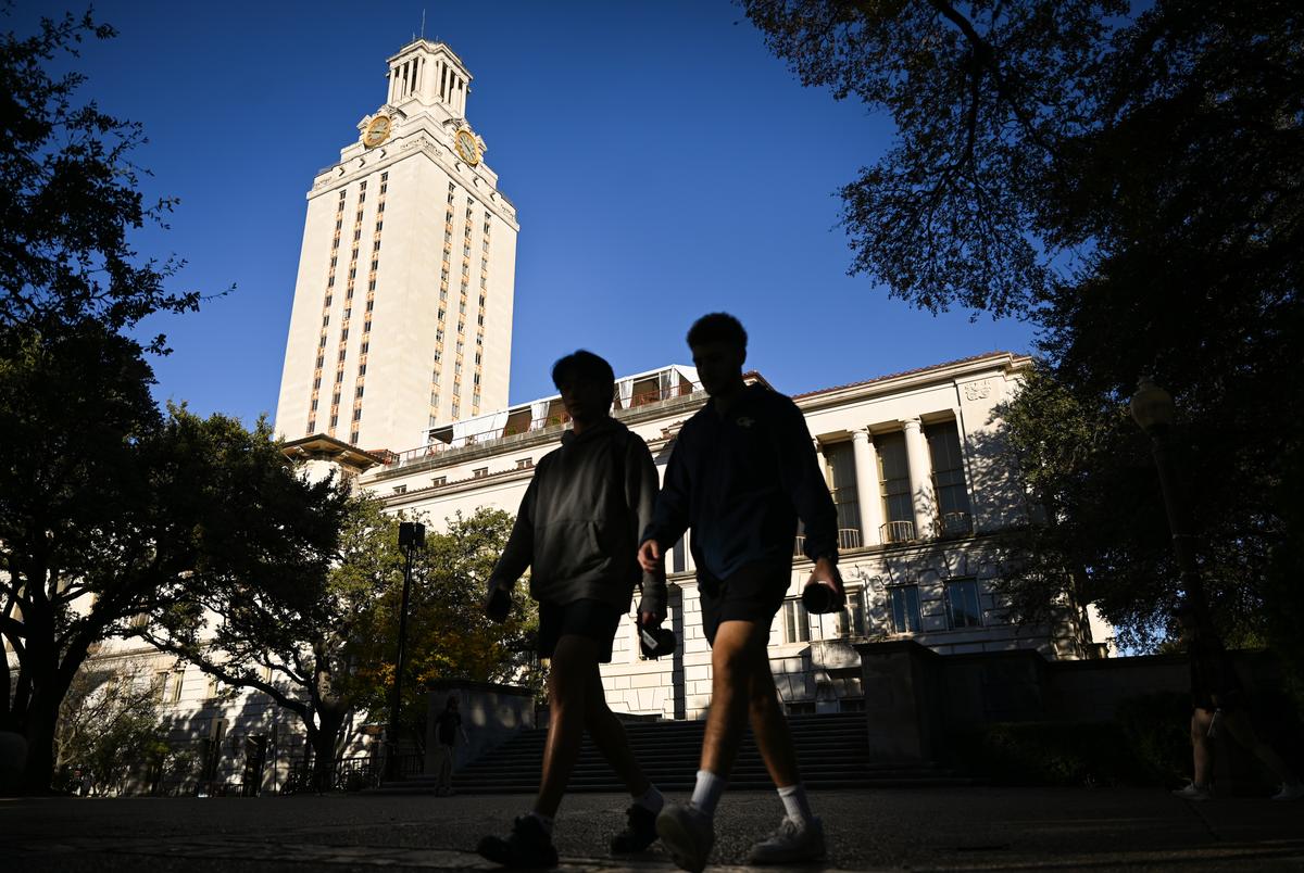 UT System expands free tuition and fees to all undergraduates whose families make $100,000 or less