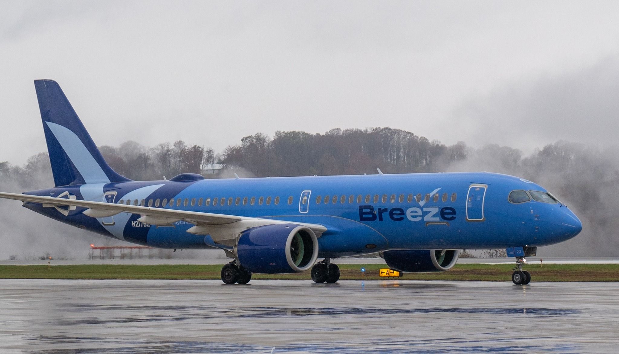 Breeze Airways Inaugurates Service Between Charleston, West Virginia & Newark