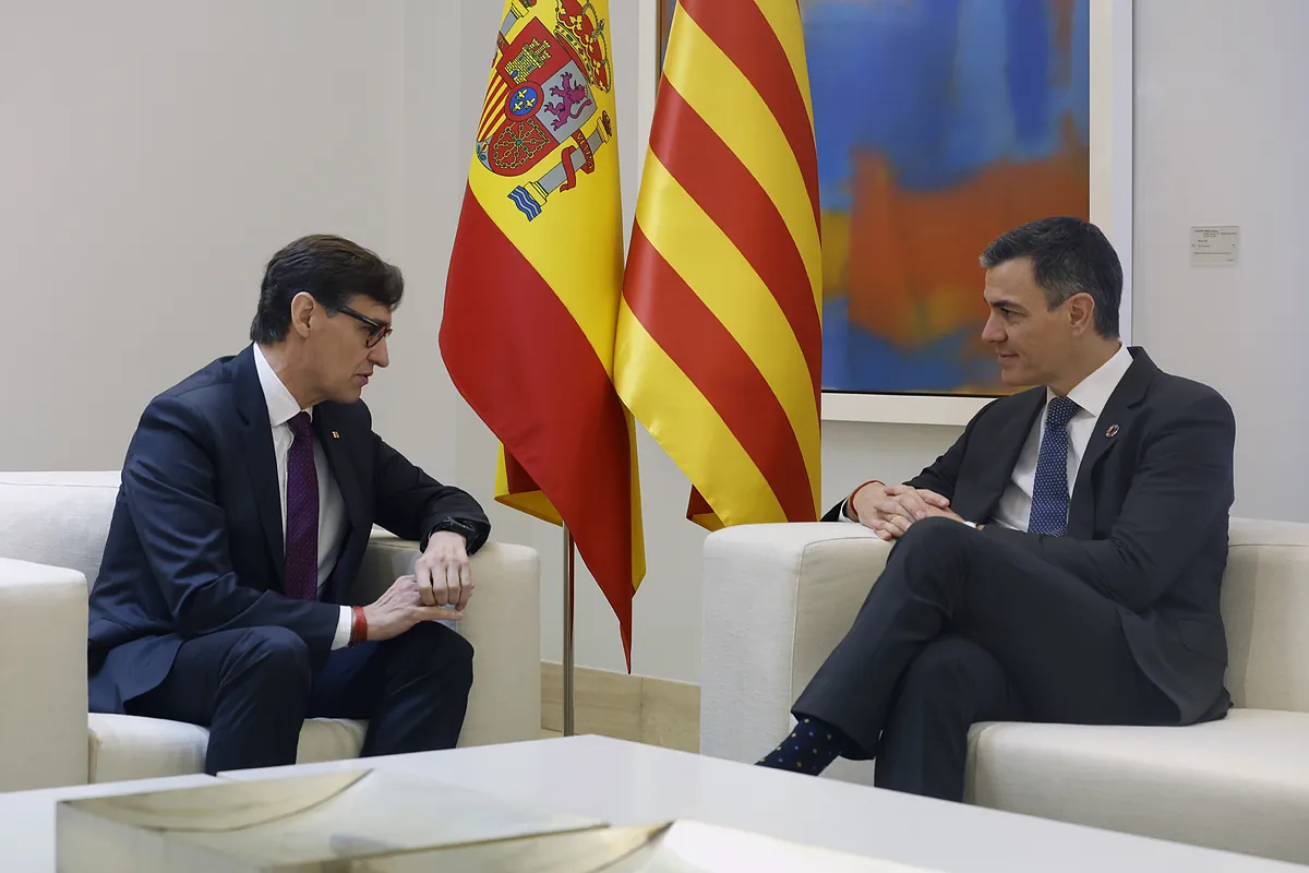 Sánchez e Illa "reactivan" las comisiones bilaterales entre el Estado y la Generalitat: "Cataluña ha vuelto para implicarse a fondo en una mejora de España"