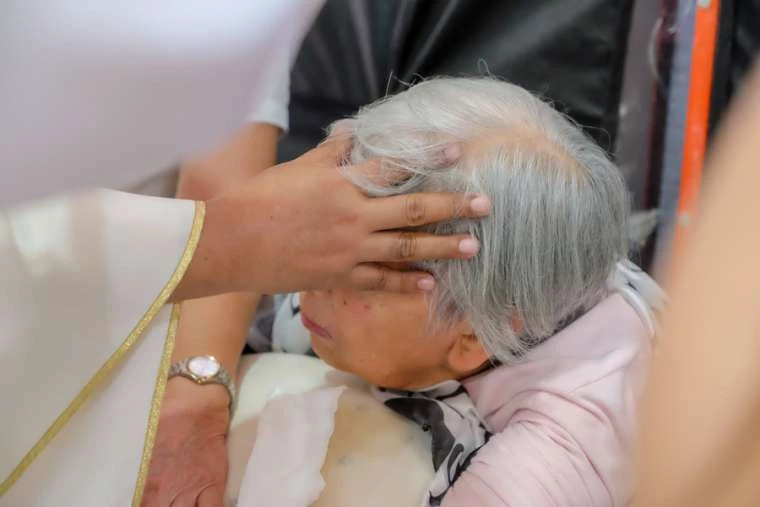 Nicaragua bars priests from anointing the dying in hospitals