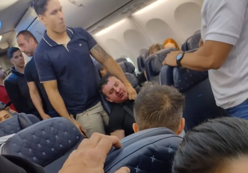 Copa Airlines Passenger Tried to Take A Flight Attendant Hostage and Ended Beaten Up By Others