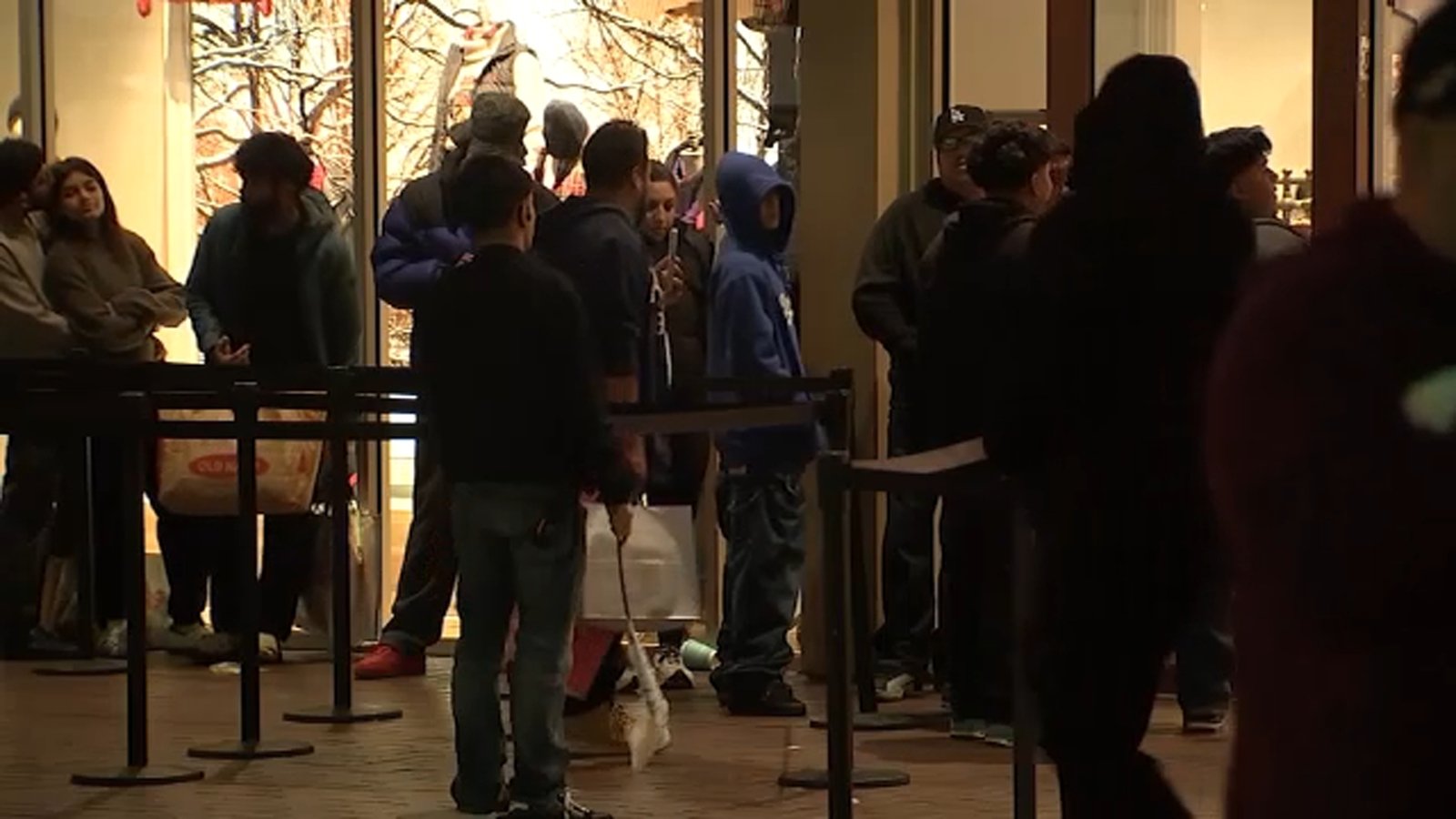 Shoppers flock to Citadel Outlets in Commerce for Black Friday