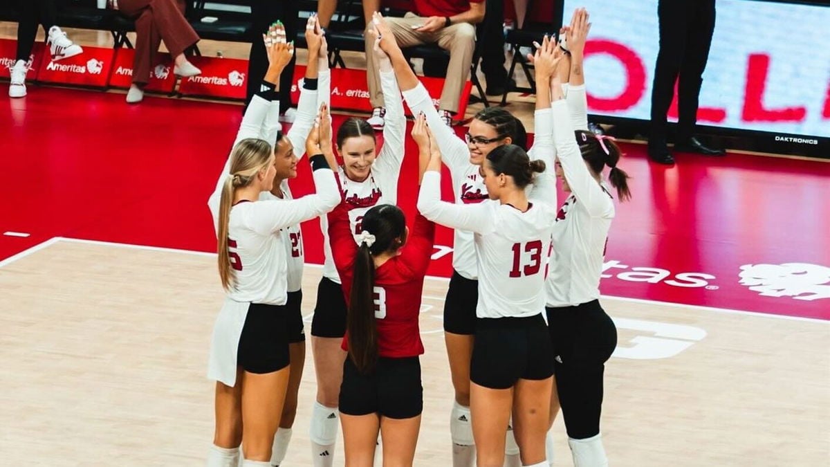 Nebraska Volleyball Honors Penn State Coach Amidst Fighting for the Big Ten Title