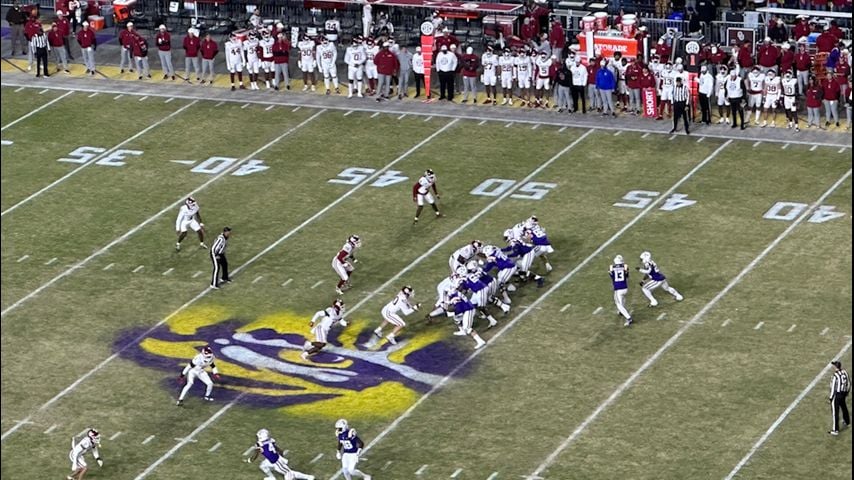 LSU beats Oklahoma 37-17, finishes regular season with 8-4 record