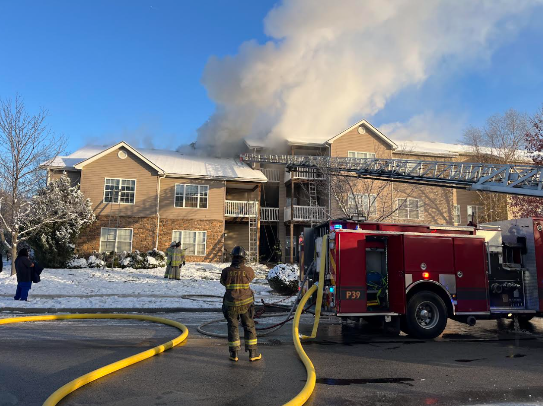 Over 20 people displaced following apartment fire in Kansas City