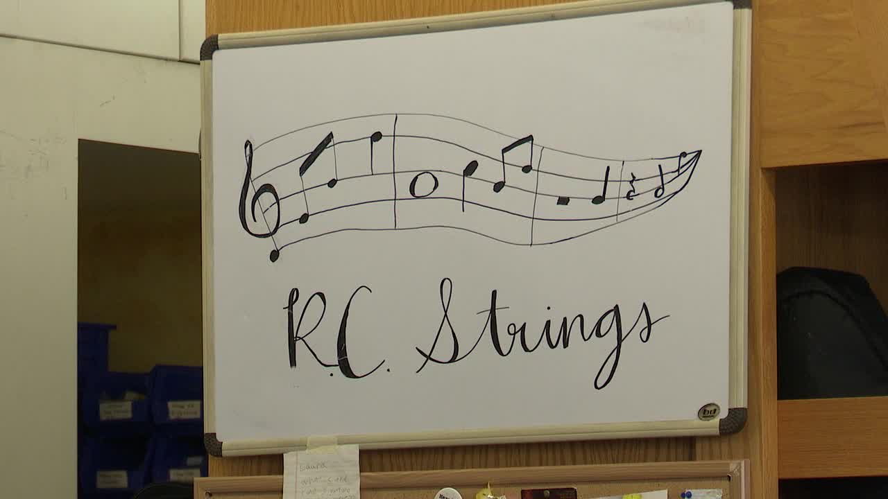 KC Strings opens store, new instruments