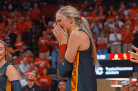 USC Volleyball Fans Get Emotional as Ally Baternhost Prepares for Nebraska Return With an Emotional Note: “Making Me Tear Up”