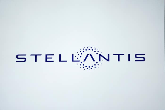 US commits to $7.54 billion loan for Stellantis venture to build 2 electric vehicle battery plants