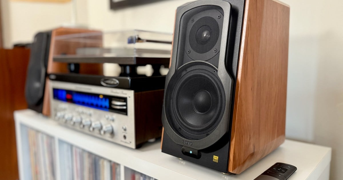 These Edifier speakers are my daily drivers, and they’re $150 off right now