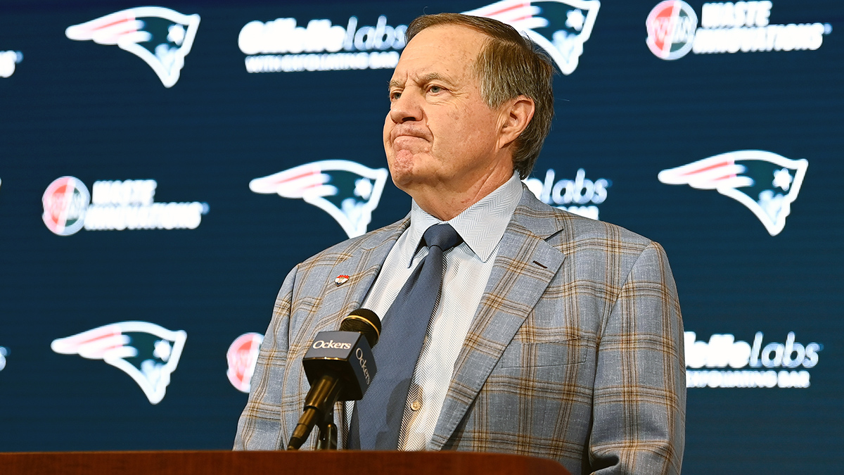 Bill Belichick has harsh criticism for Patriots after 3-10 start