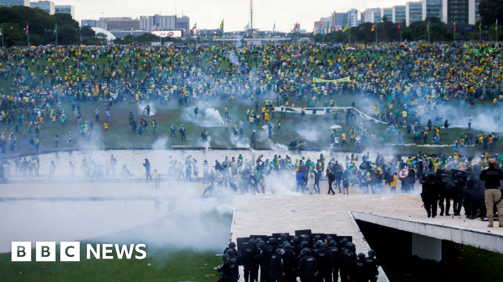 Argentina orders arrests of pro-Bolsonaro rioters