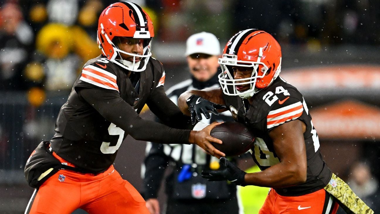 Nick Chubb powers in for memorable touchdown vs. Steelers