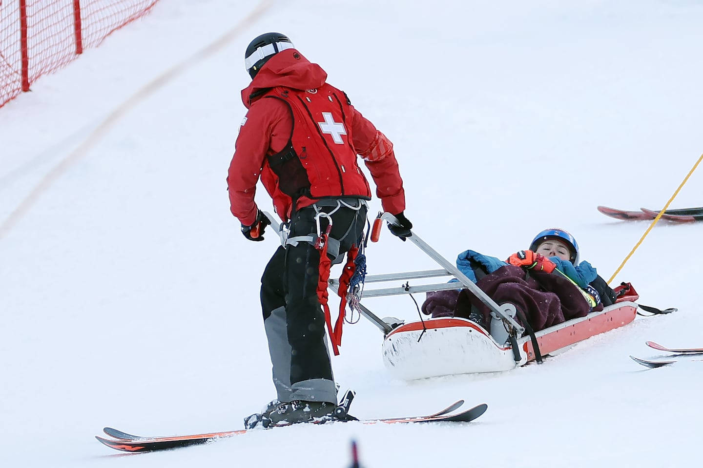 Mikaela Shiffrin suffers abdominal wound in Killington crash