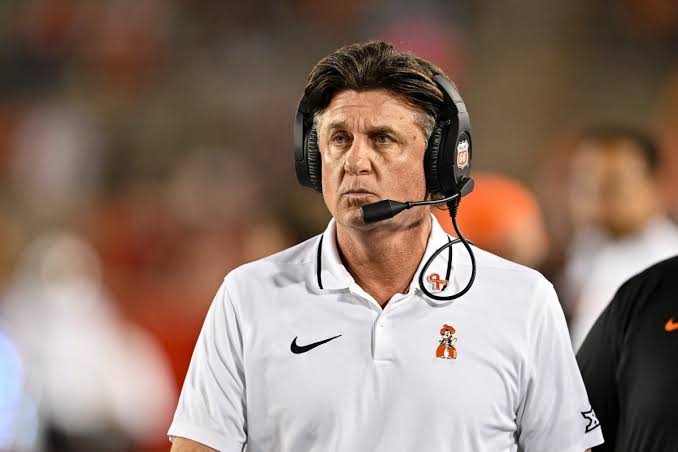 Mike Gundy’s Oklahoma State in Crisis as $25M Dilemma Forces Program to Learn From Rival Schools