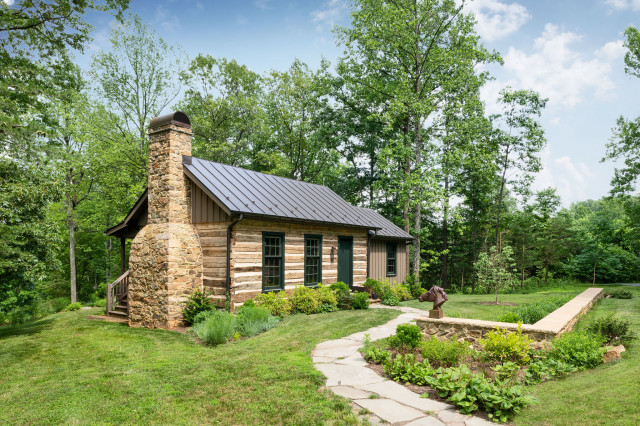 Tour a Relocated Log Cabin in Virginia Horse Country (10 photos)