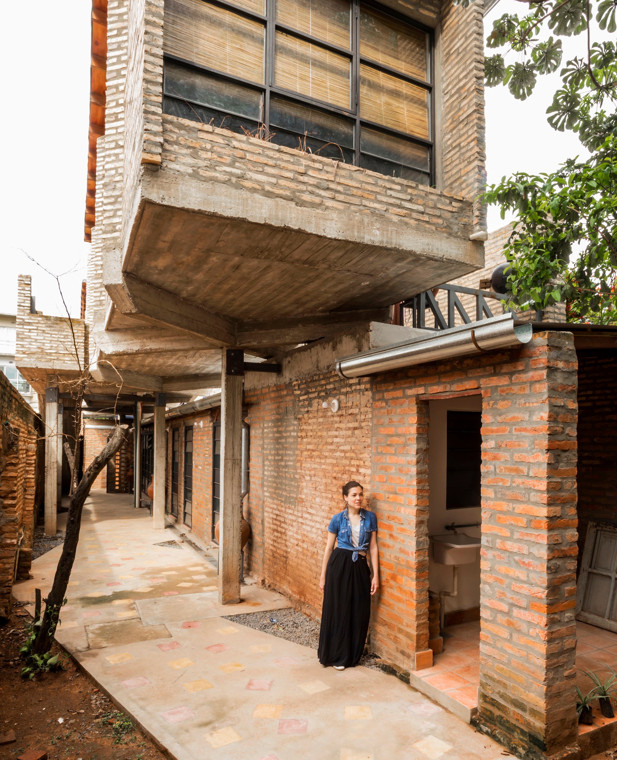 Unpolished Narratives: Exposed Materials in Latin American Affordable Housing