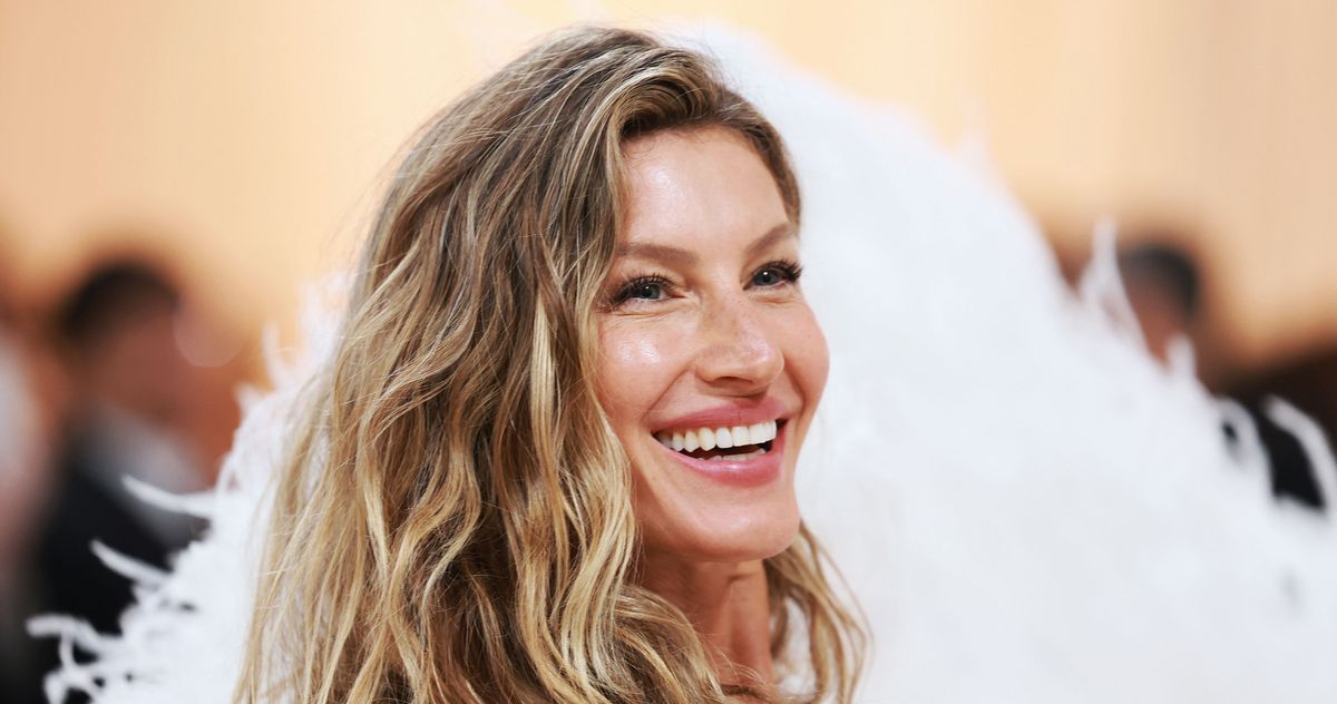 Gisele Is Glowing on Her Babymoon