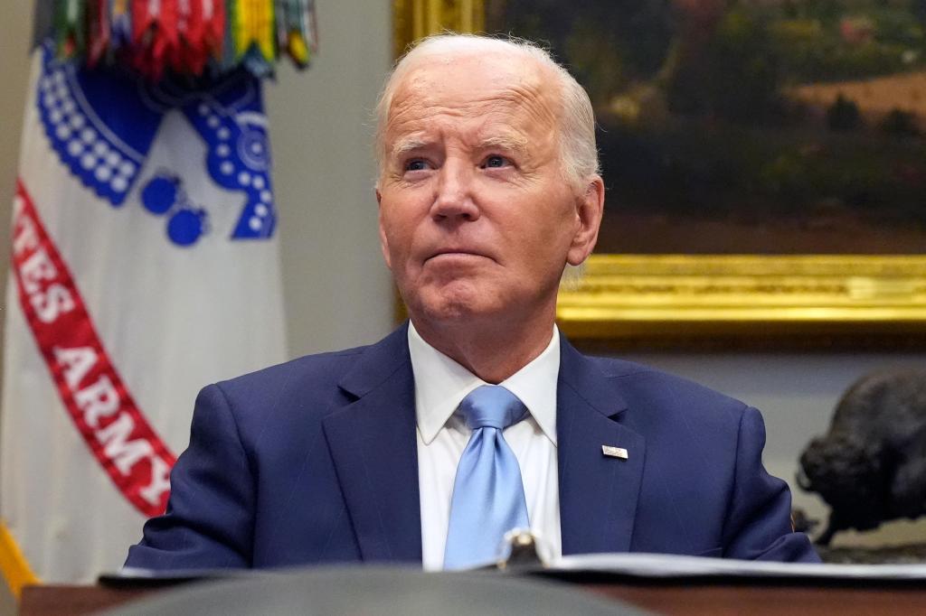 President Biden will allow legal status to lapse for migrants from Cuba, Venezuela, Haiti and Nicaragua