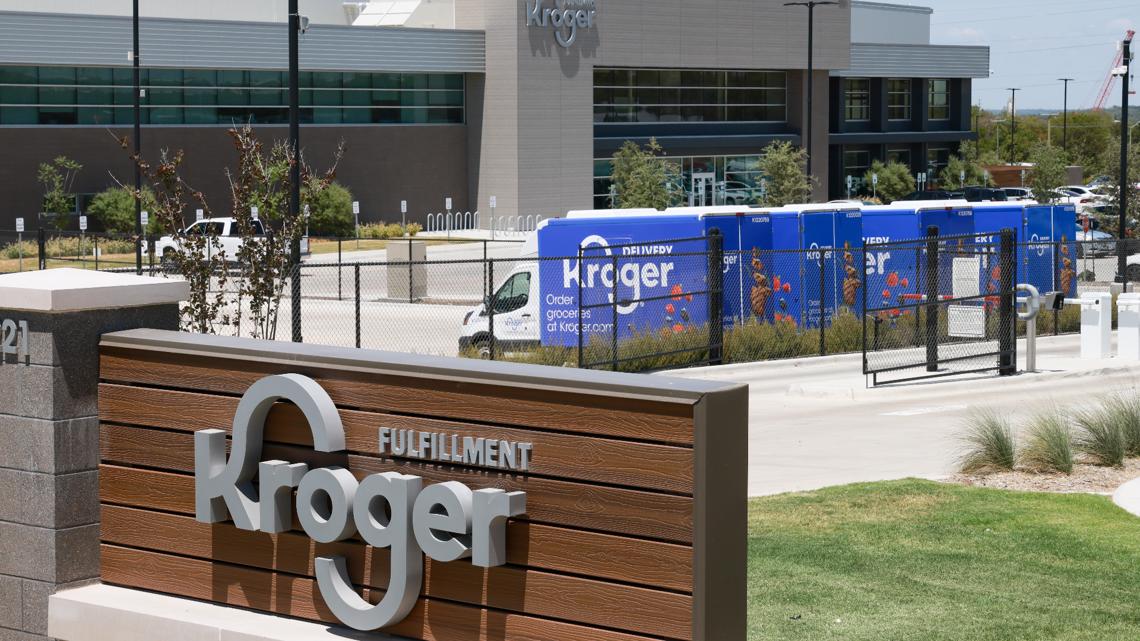 Kroger-Albertsons merger temporarily blocked by federal court