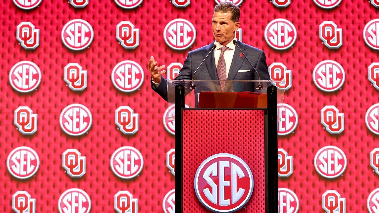 OU president, AD back Venables amid struggles