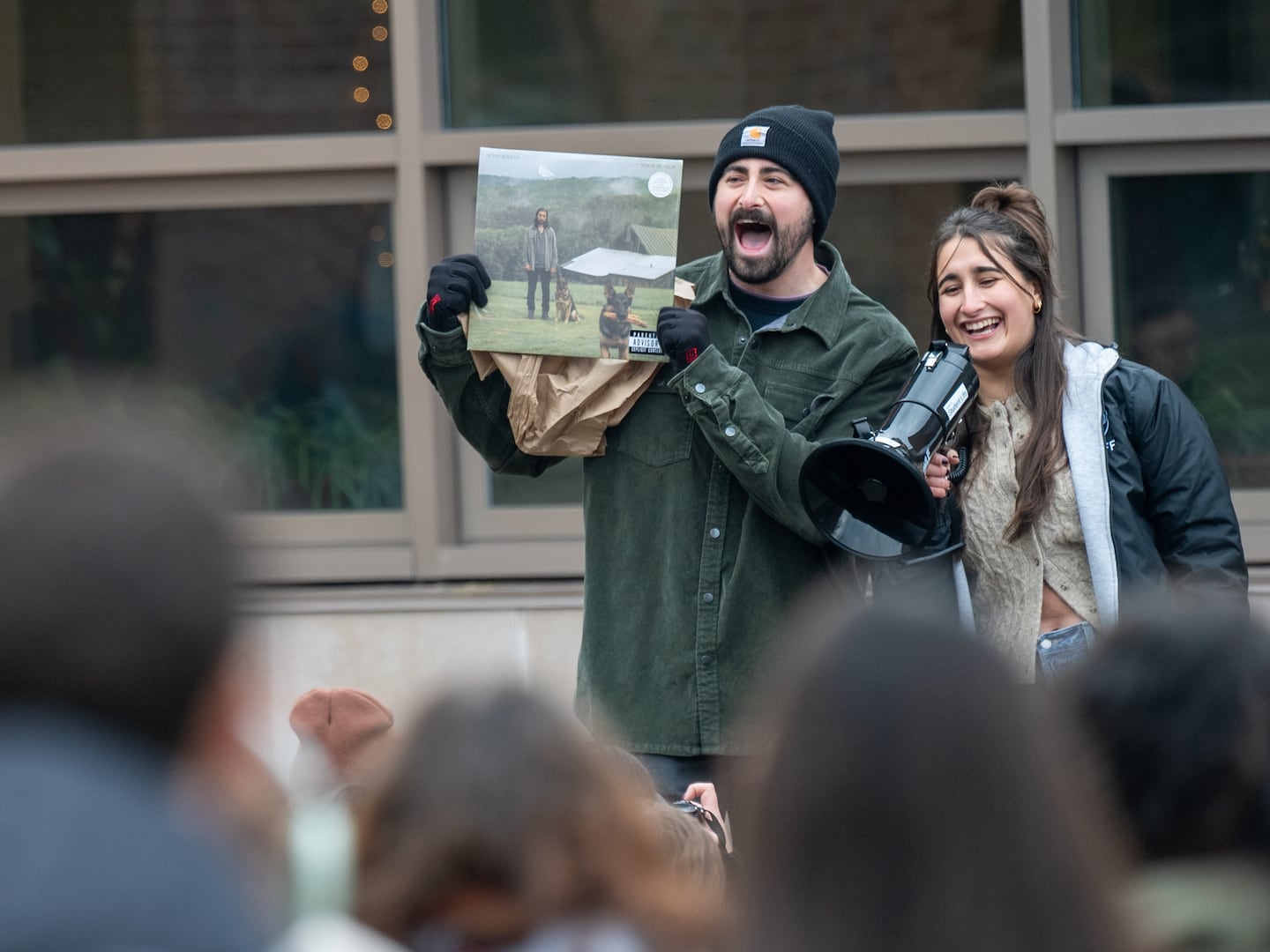 Noah Kahan lookalike contest crowns UVM staff member as winner