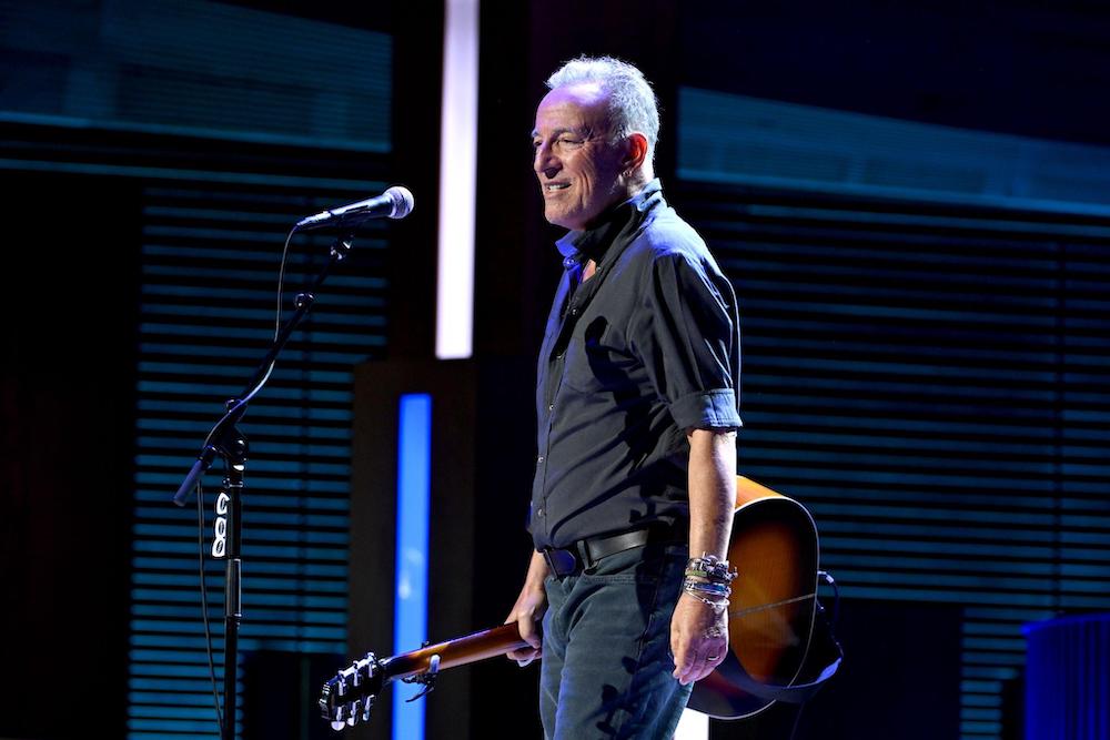 Watch Bruce Springsteen Play Acoustic & Tell Horny Dad Jokes At Stand Up For Heroes Benefit