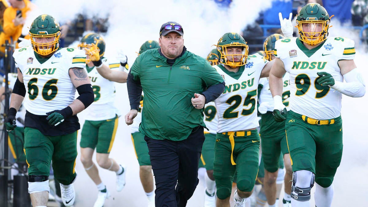 Fresno State hires Matt Entz: USC assistant won two national championships as North Dakota State coach